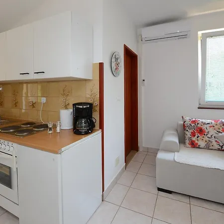 特纳公寓 * 波雷奇